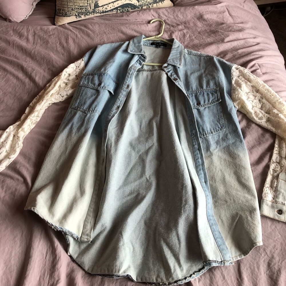 Honey Punch - Denim Lace long sleeve